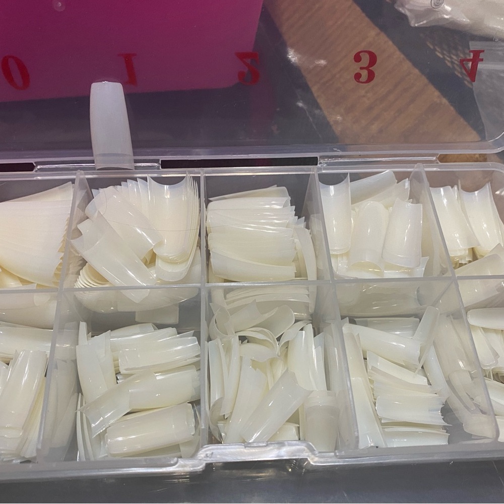 Assorted Nail Tips Set - Picture 3 of 11